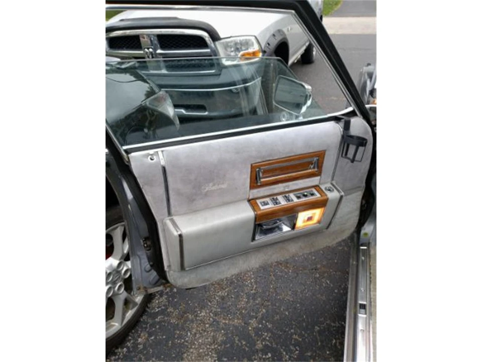1981 Cadillac Fleetwood - Image 26 of 28