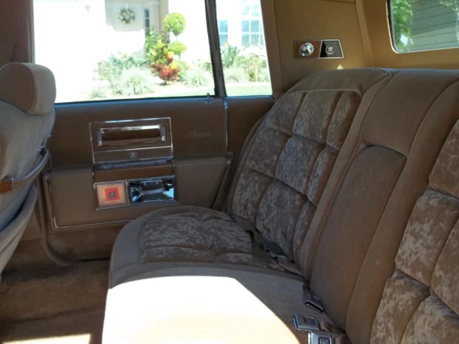 1981 Cadillac Fleetwood - Image 4 of 4