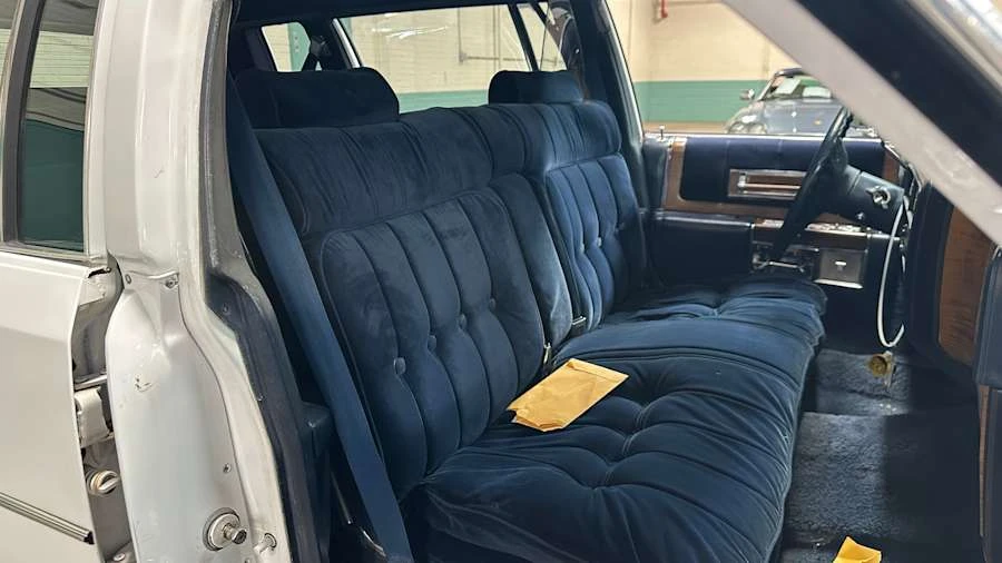1981 Cadillac Fleetwood - Image 6 of 7