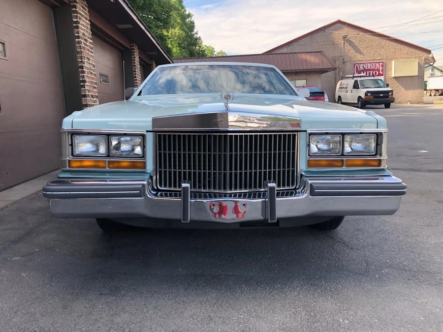 1981 Cadillac Seville - Image 5 of 8
