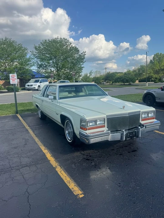 1981 Cadillac DeVille 5th Gen - Image 2 of 15
