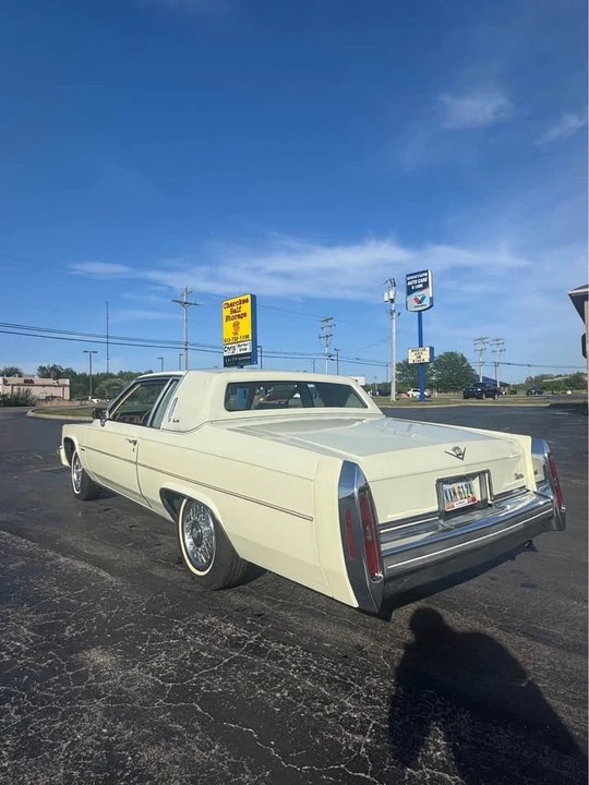 1981 Cadillac DeVille 5th Gen - Image 6 of 15