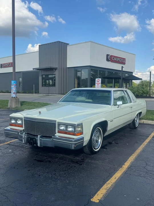 1981 Cadillac DeVille 5th Gen - Image 3 of 15