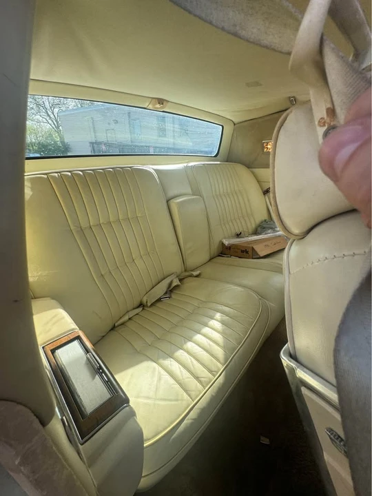 1981 Cadillac DeVille 5th Gen - Image 11 of 15