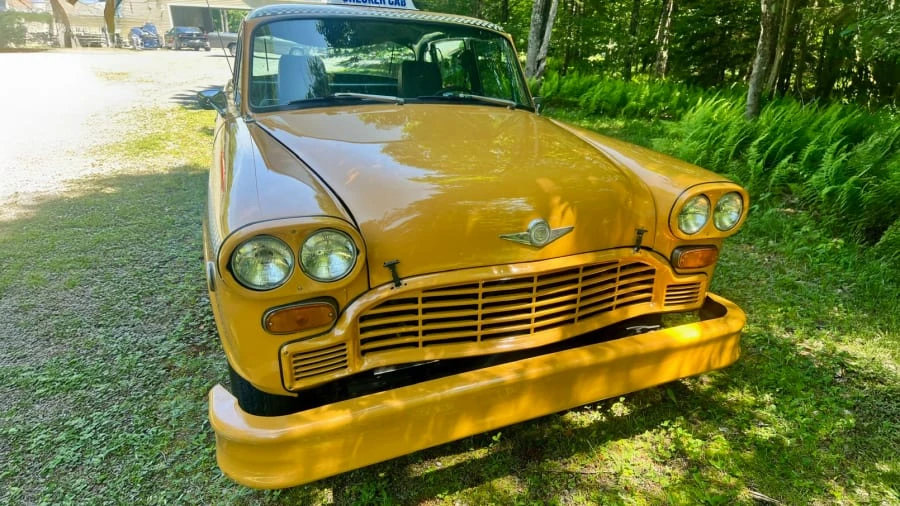 1981 Checker - Image 3 of 5