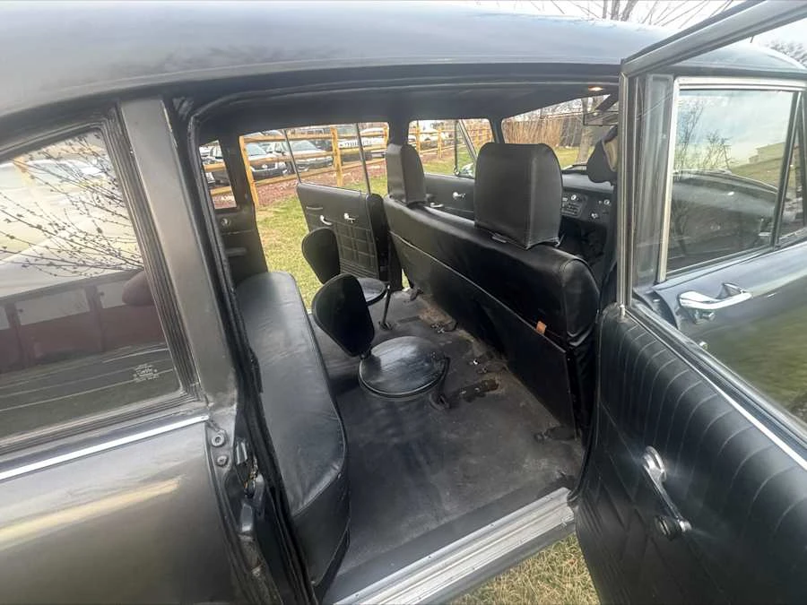 1981 Checker - Image 16 of 18