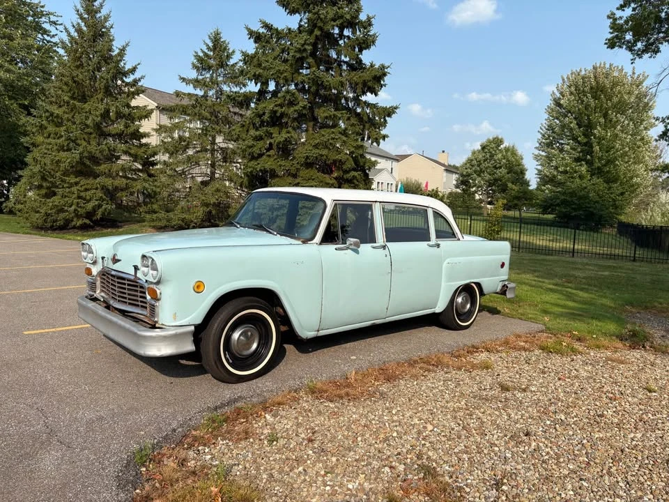 1981 Checker - Image 10 of 21