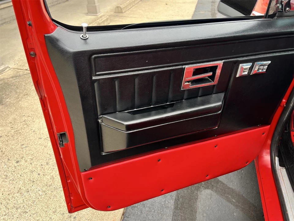 1981 Chevrolet K5 Blazer 2nd Gen - Image 13 of 27