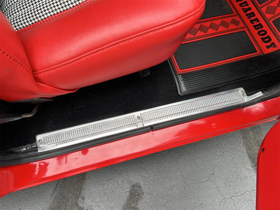 1981 Chevrolet K5 Blazer 2nd Gen - Image 17 of 27