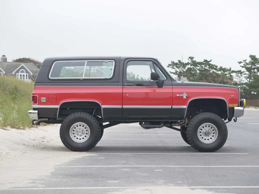 1981 Chevrolet K5 Blazer 2nd Gen - Image 2 of 25