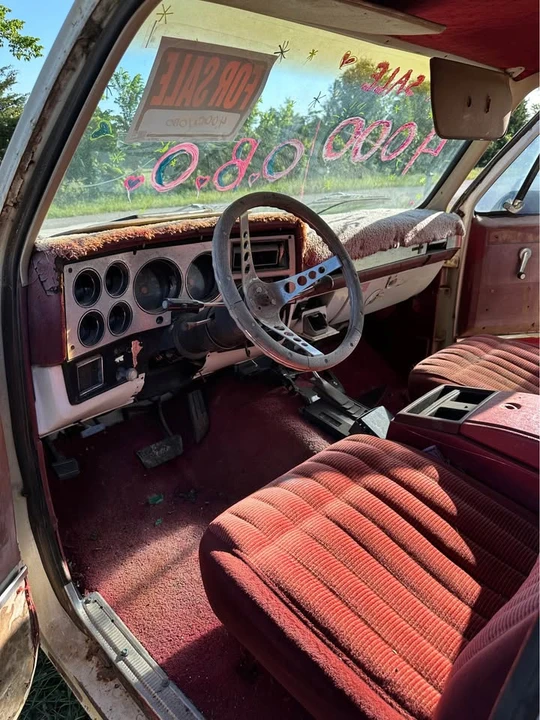 1981 Chevrolet K5 Blazer 2nd Gen - Image 2 of 11