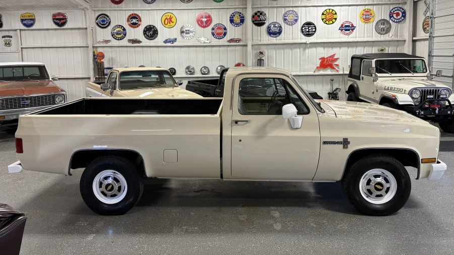 1981 Chevrolet C/K 3rd Gen - Image 2 of 25