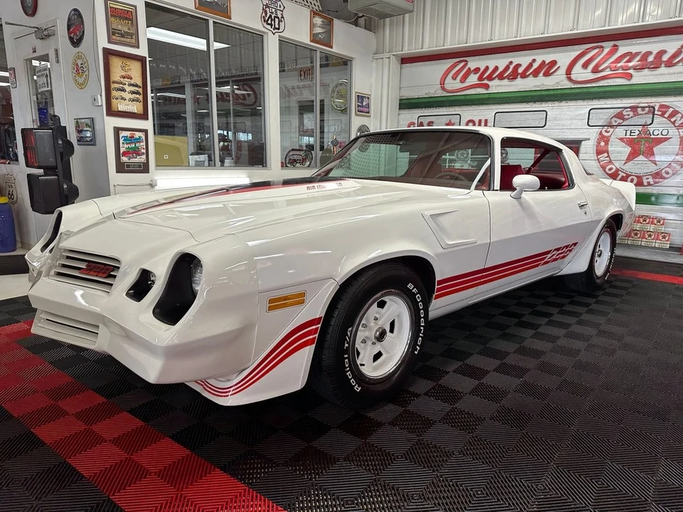 1981 Chevrolet Camaro 2nd Gen - Image 9 of 31