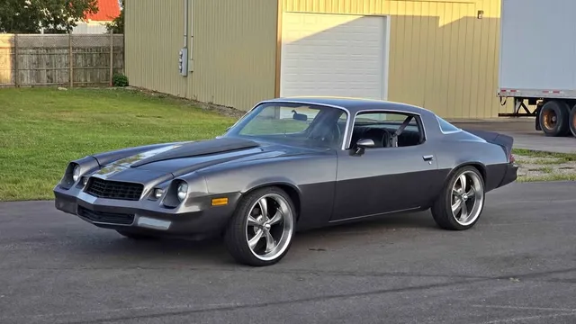 1981 Chevrolet Camaro Coupe 2D
