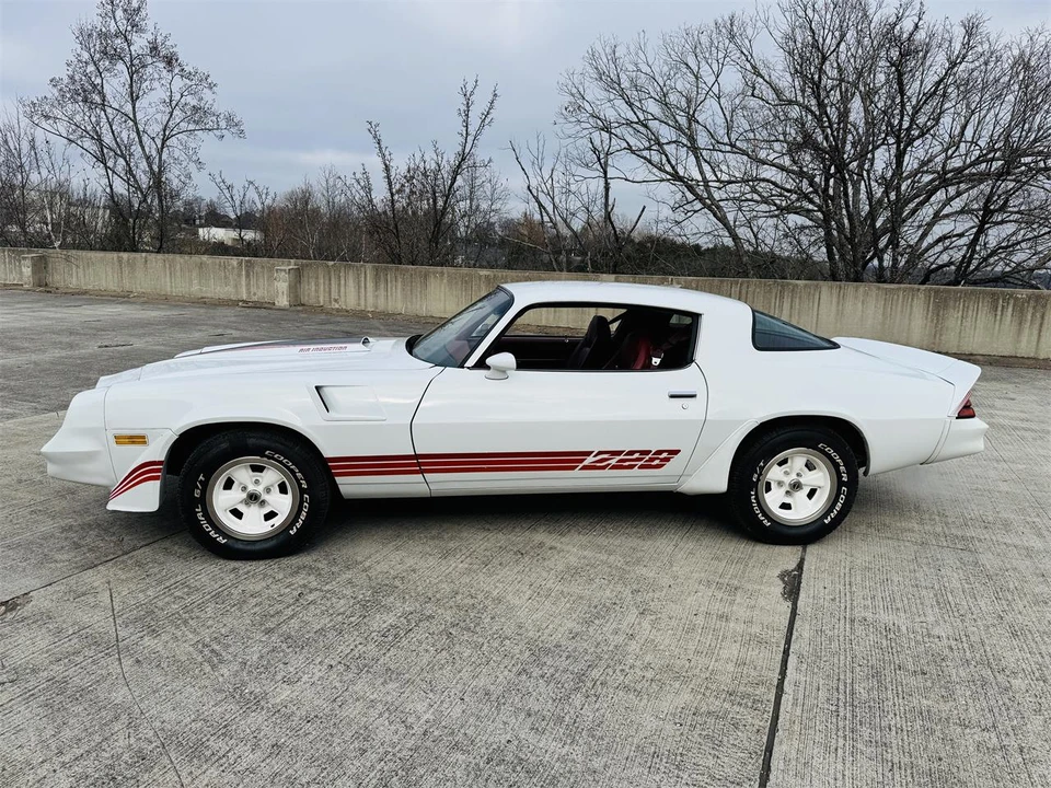 1981 Chevrolet Camaro Z/28 2nd Gen - Image 9 of 31