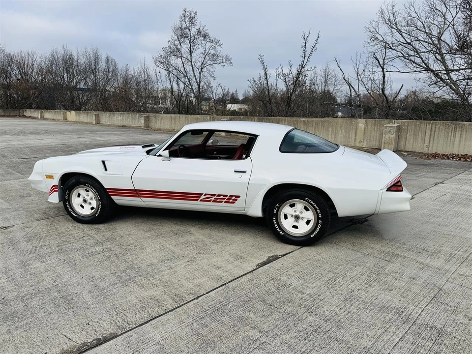 1981 Chevrolet Camaro Z/28 2nd Gen - Image 10 of 31