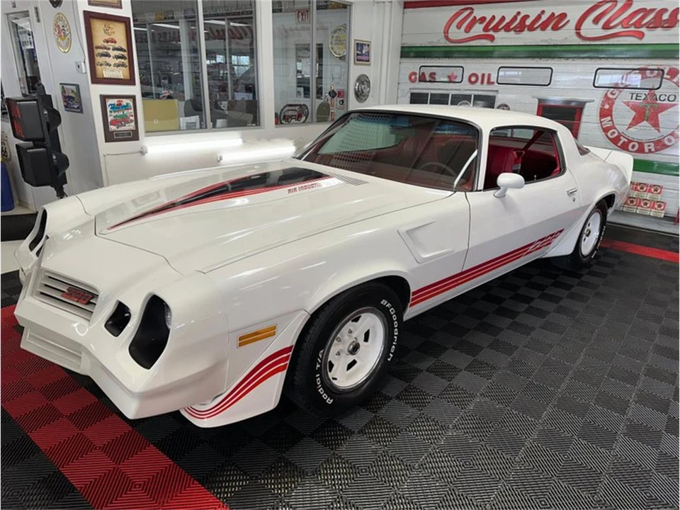 1981 Chevrolet Camaro Z/28 2nd Gen - Image 10 of 31