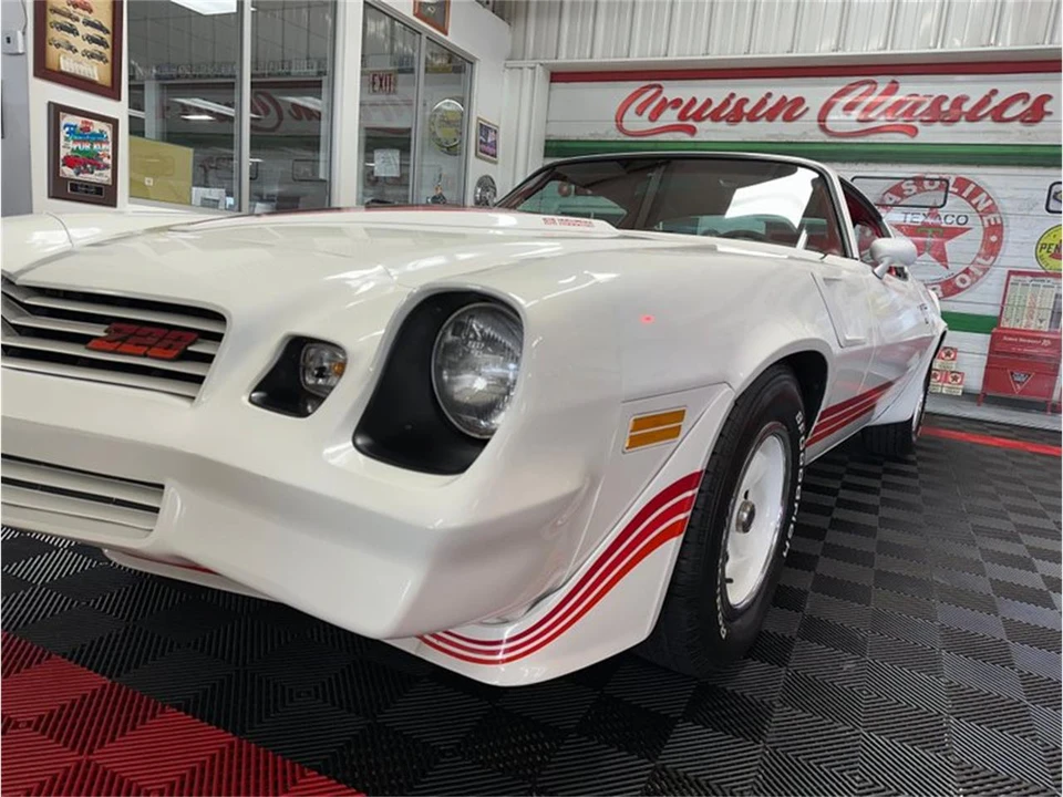 1981 Chevrolet Camaro Z/28 2nd Gen - Image 8 of 31