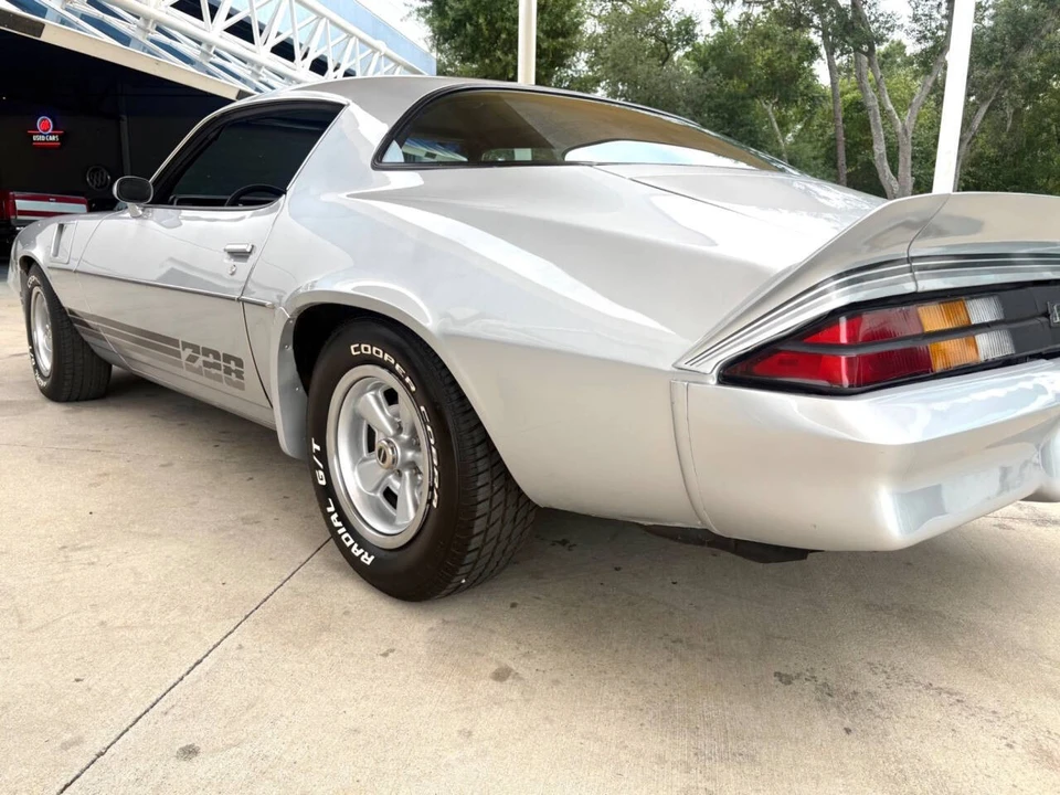 1981 Chevrolet Camaro - Image 15 of 31