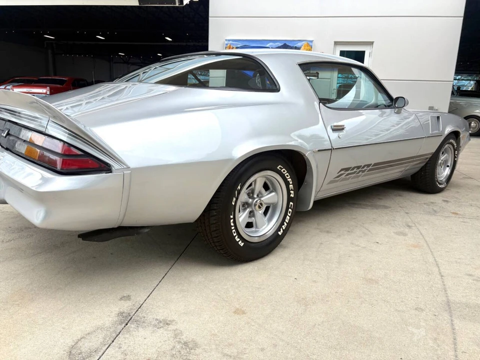 1981 Chevrolet Camaro - Image 16 of 31