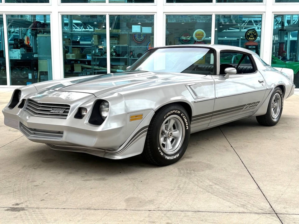 1981 Chevrolet Camaro - Image 11 of 31