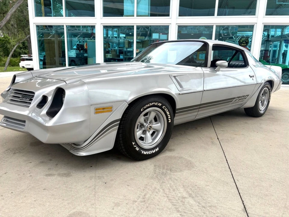1981 Chevrolet Camaro - Image 12 of 31