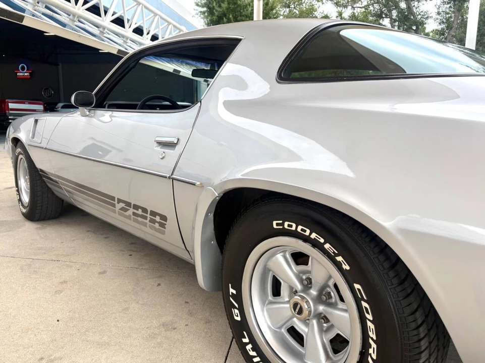1981 Chevrolet Camaro - Image 14 of 31