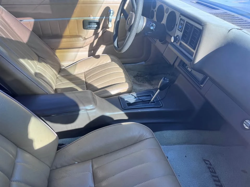 1981 Chevrolet - Image 6 of 13