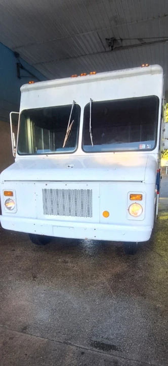 1981 Chevrolet G-Series Van - Image 3 of 13