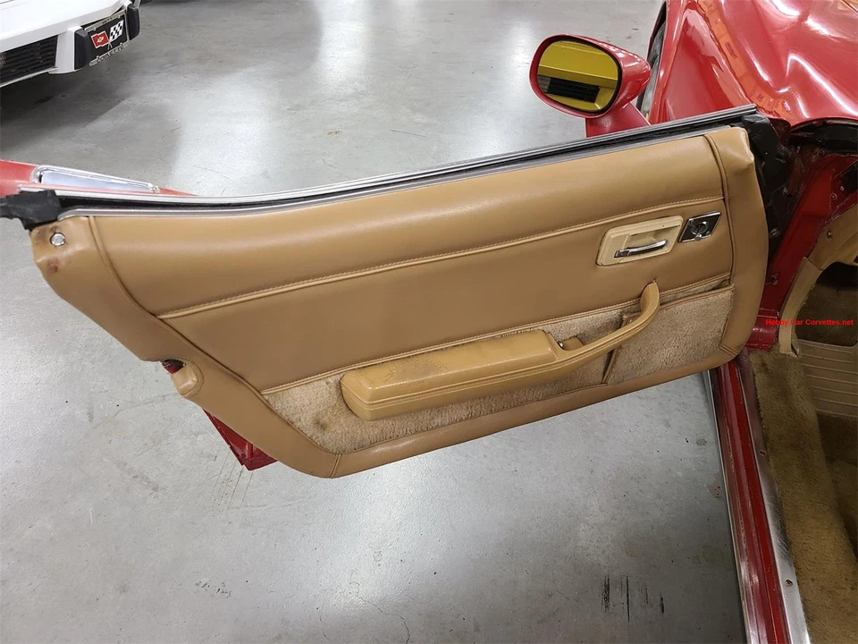1981 Chevrolet Corvette C3 - Image 15 of 20