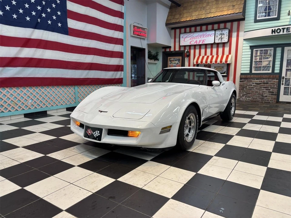 1981 Chevrolet Corvette C3 - Image 19 of 31