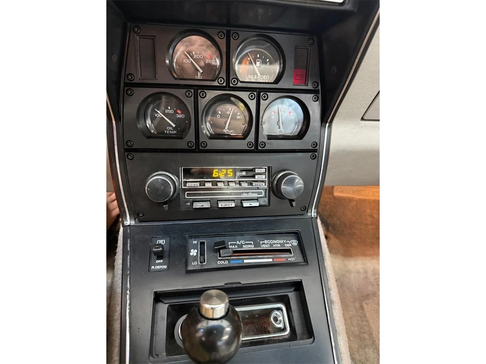 1981 Chevrolet Corvette C3 - Image 17 of 18
