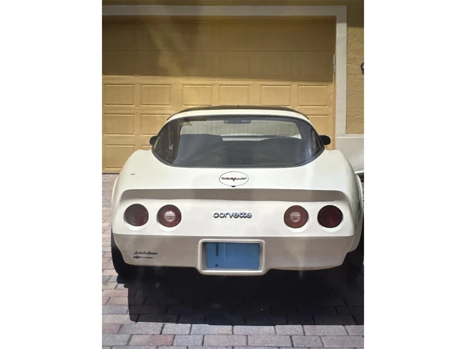 1981 Chevrolet Corvette C3 - Image 16 of 20