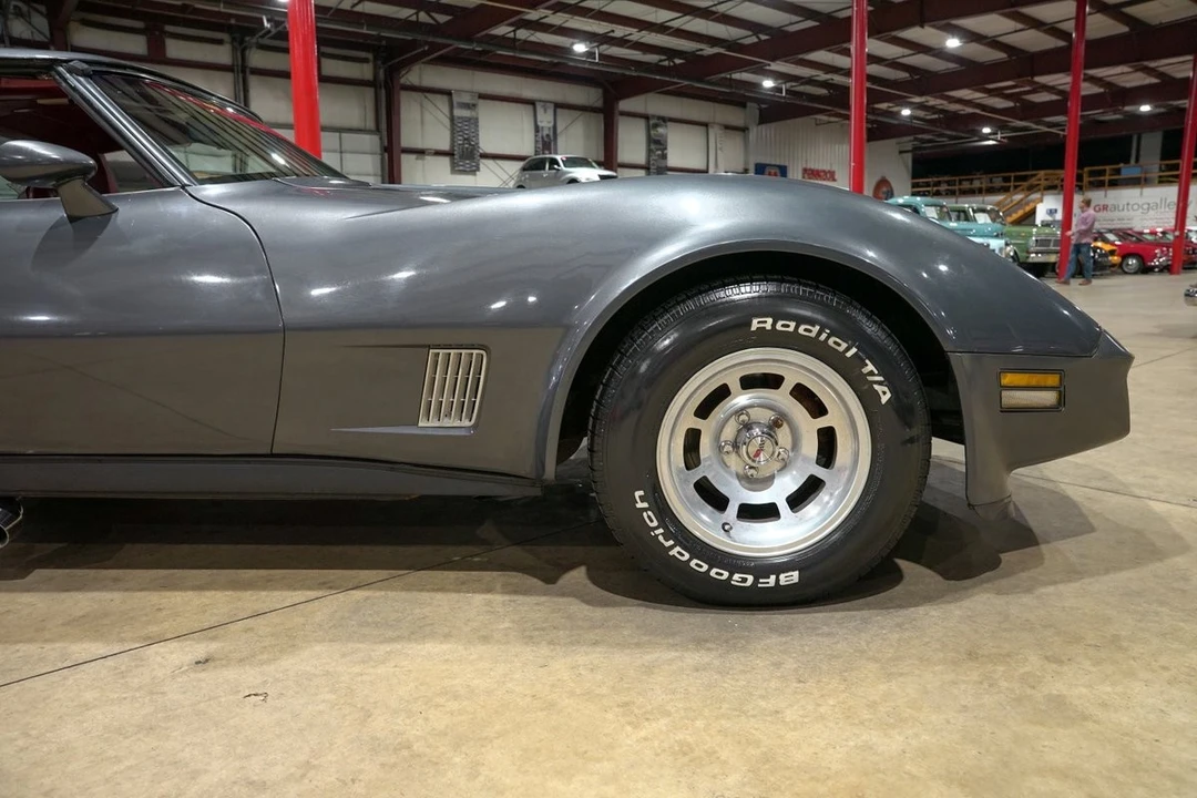 1981 Chevrolet Corvette C3 - Image 11 of 31