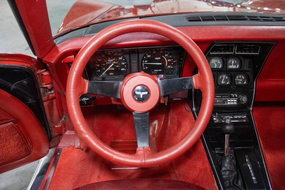 1981 Chevrolet Corvette C3 - Image 10 of 12