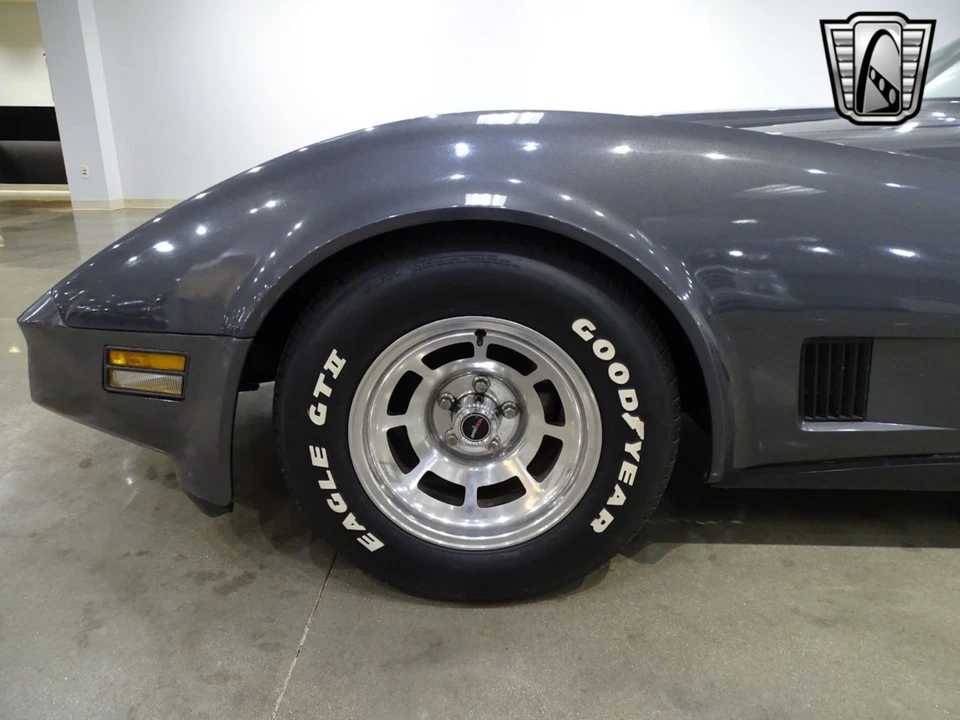 1981 Chevrolet Corvette C3 - Image 15 of 21