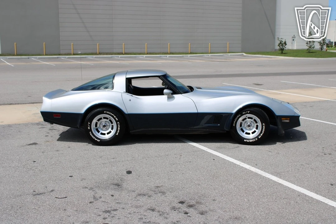 1981 Chevrolet Corvette C3 - Image 4 of 12