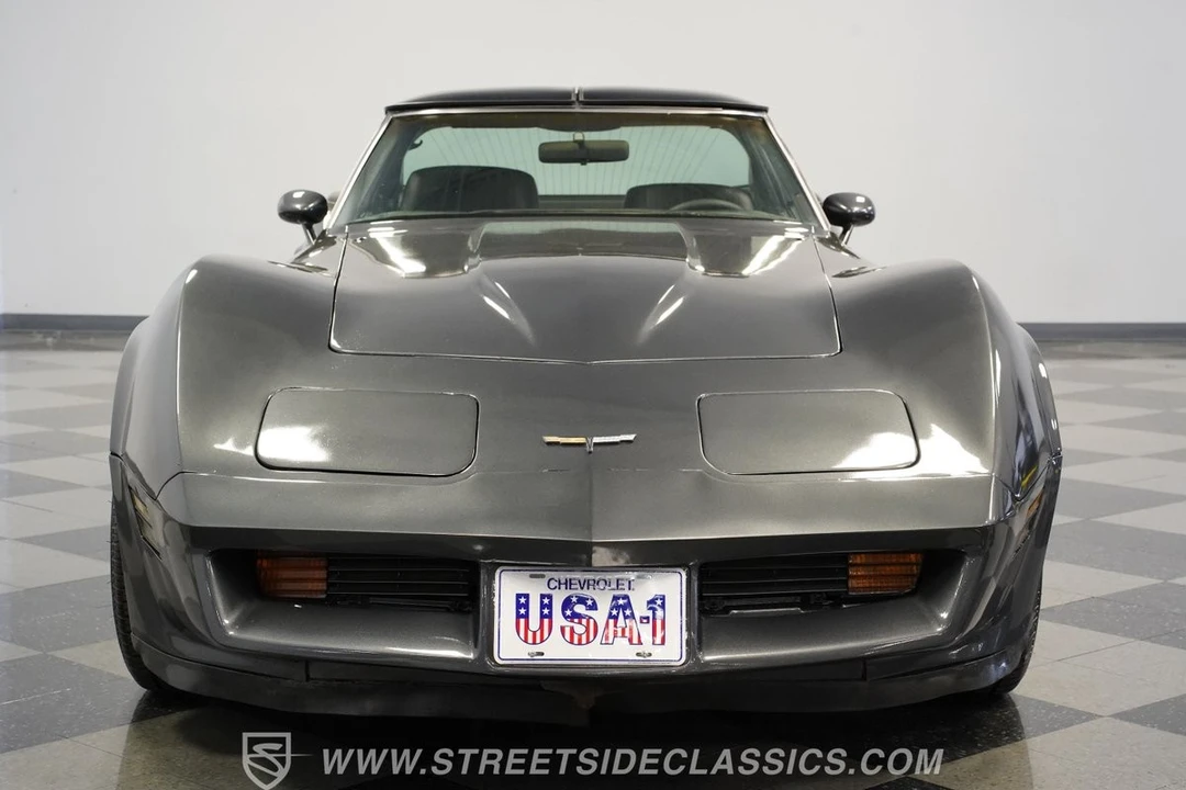 1981 Chevrolet Corvette C3 - Image 18 of 21