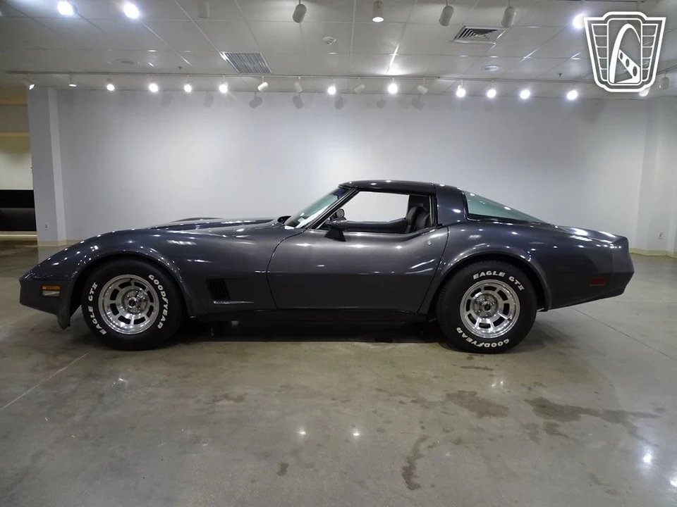 1981 Chevrolet Corvette C3 - Image 8 of 12