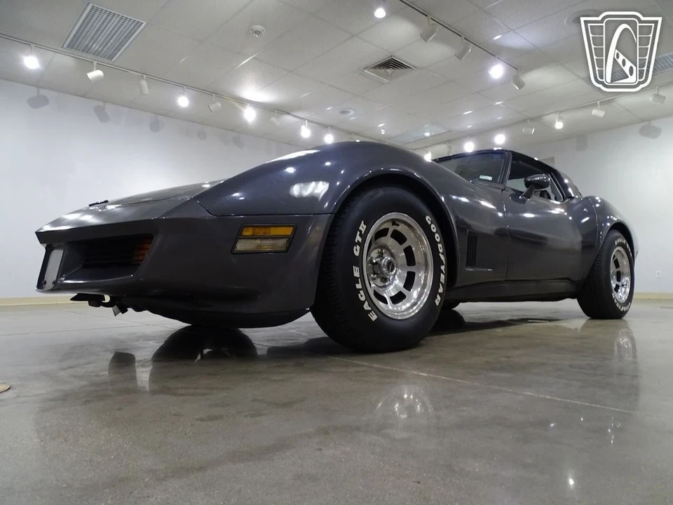 1981 Chevrolet Corvette C3 - Image 6 of 12