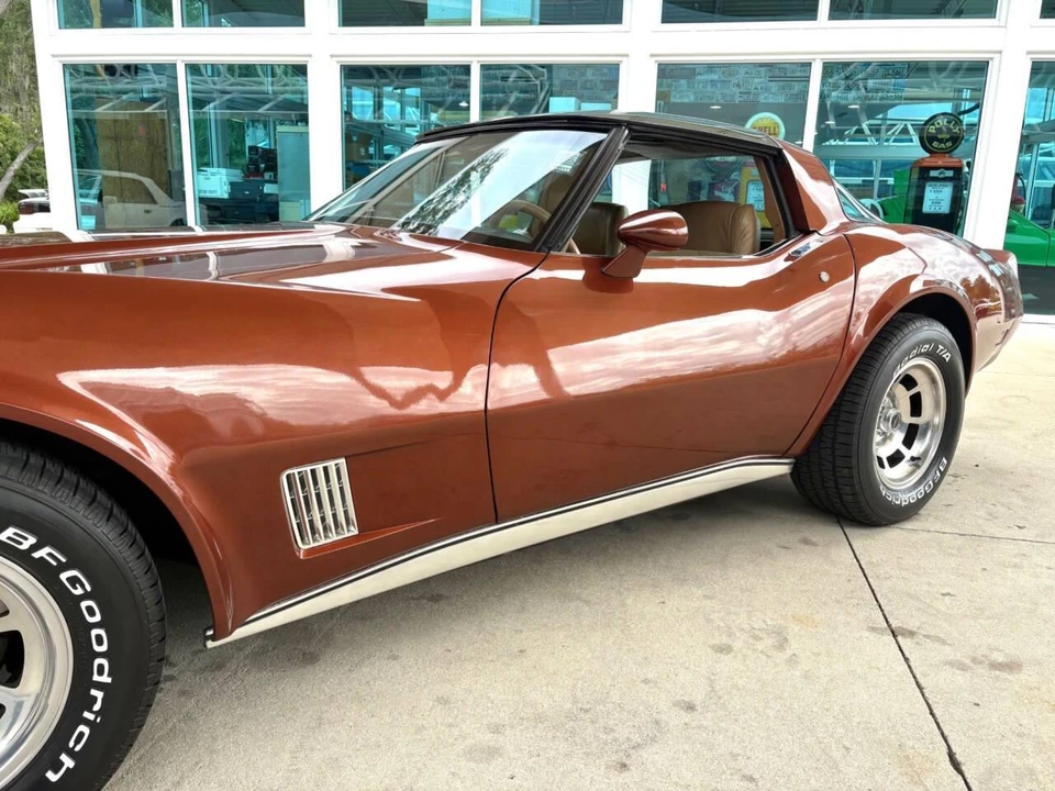 1981 Chevrolet Corvette C3 - Image 13 of 31