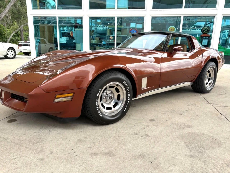 1981 Chevrolet Corvette C3 - Image 12 of 31