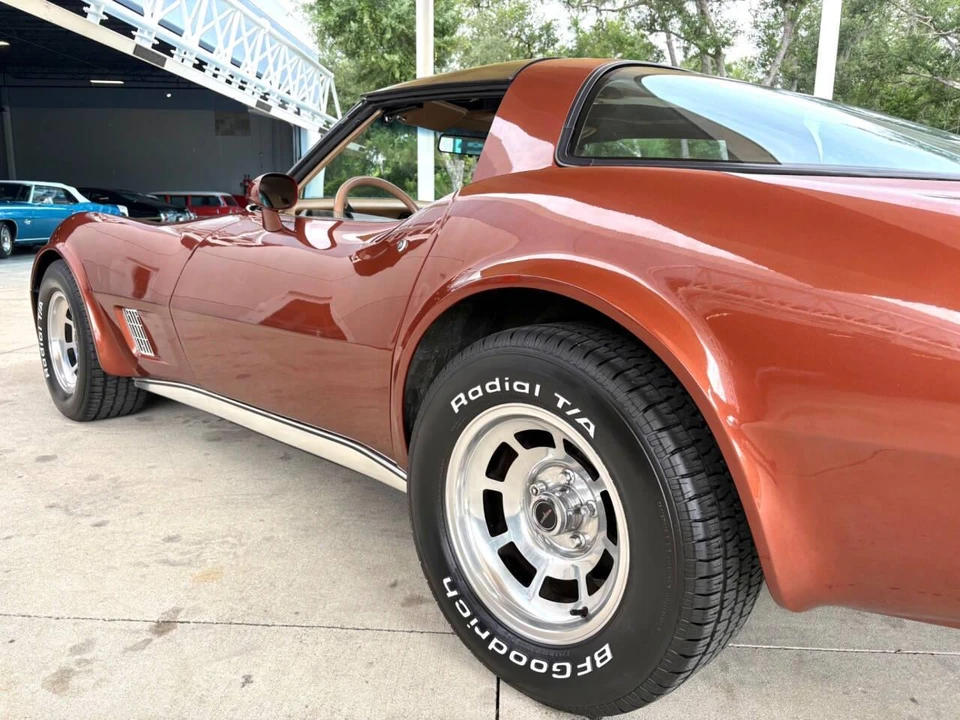 1981 Chevrolet Corvette C3 - Image 14 of 31