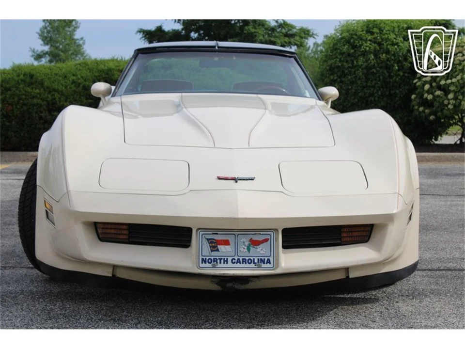 1981 Chevrolet Corvette C3 - Image 6 of 31