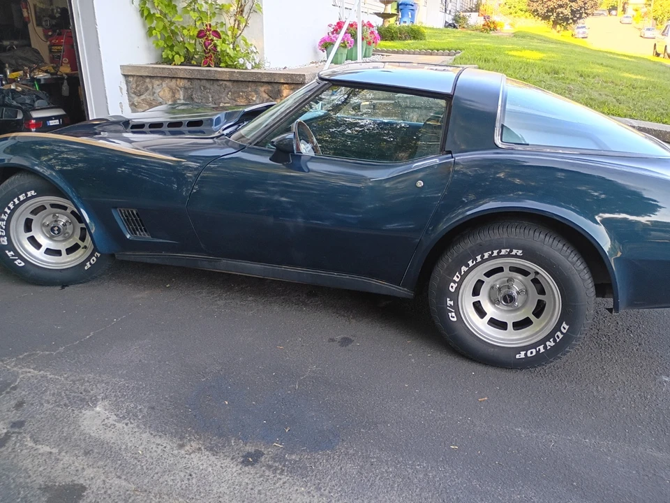 1981 Chevrolet Corvette C3 - Image 10 of 17