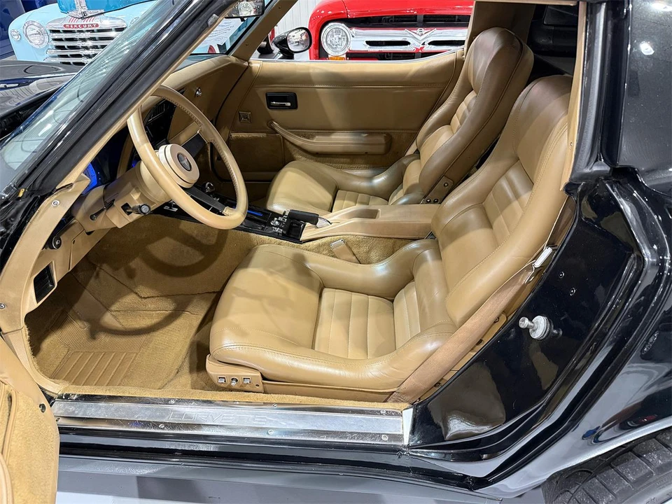 1981 Chevrolet Corvette C3 - Image 19 of 31