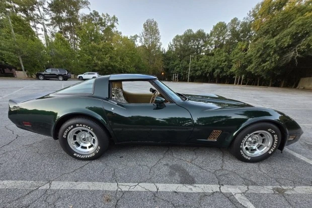 1981 Chevrolet Corvette C3 - Image 2 of 7