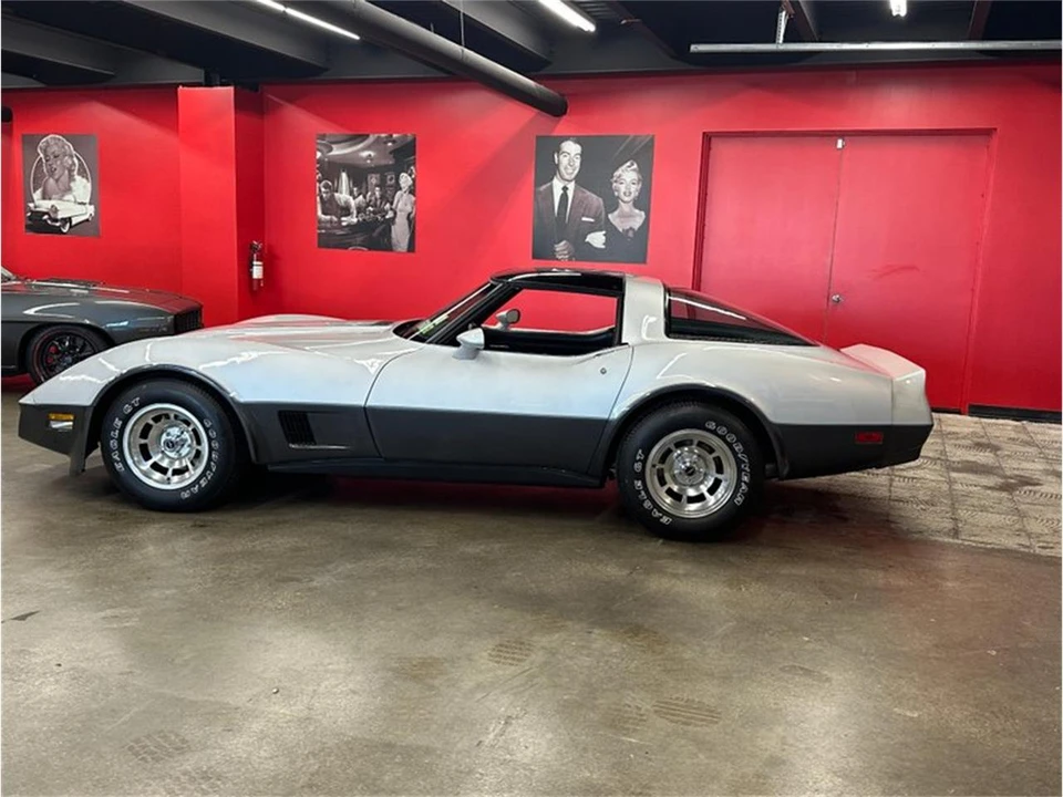 1981 Chevrolet Corvette C3 - Image 28 of 31