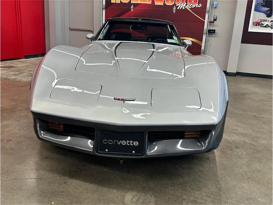 1981 Chevrolet Corvette C3 - Image 8 of 31