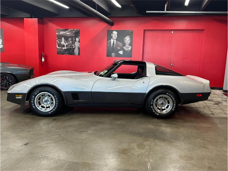 1981 Chevrolet Corvette C3 - Image 29 of 31